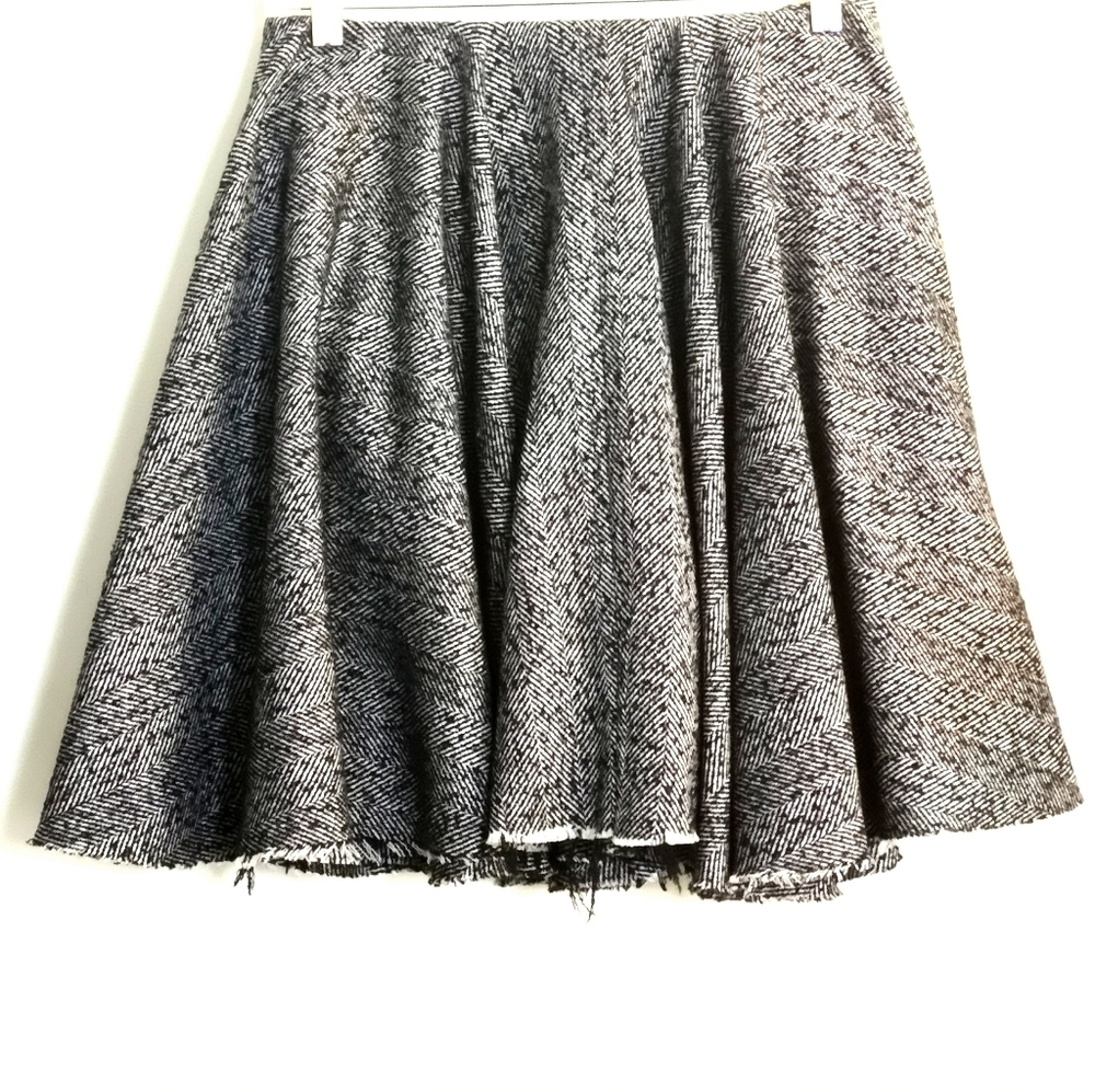 Neo-vintage Voluminous Vir-go' Herringbone Tweed Deconstructed Mini Circle Skirt